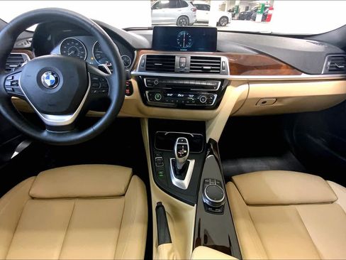 Used 2017 BMW 330i xDrive Sedan image 15