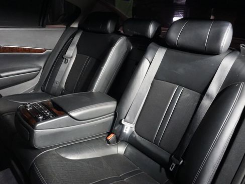 Used 2016 Kia K900 Luxury RWD image 19