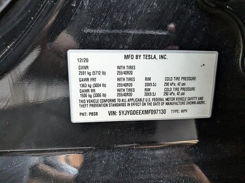 Used 2021 Tesla Model Y Long Range AWD/4WD image 34