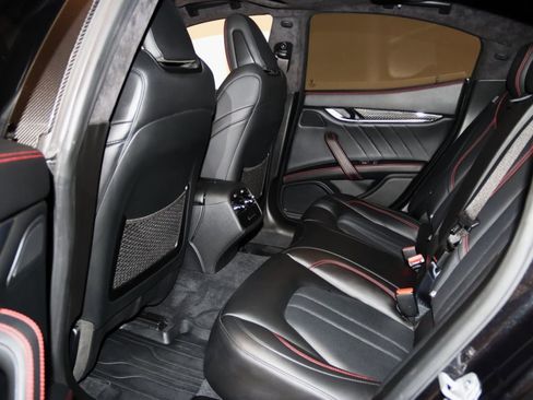 Used 2022 Maserati Ghibli Modena Q4 image 59