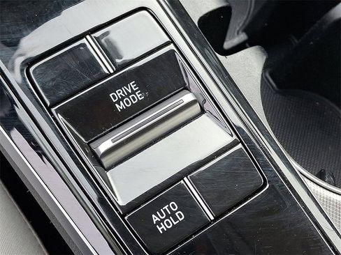 Used 2023 Hyundai Sonata SEL w/ Winter Weather Package image 28