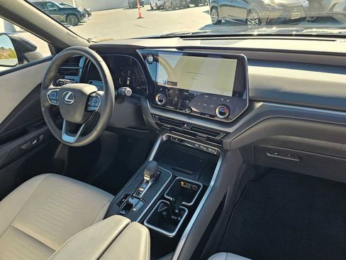 Certified 2025 Lexus TX 350 FWD w/ Technology Package image 11