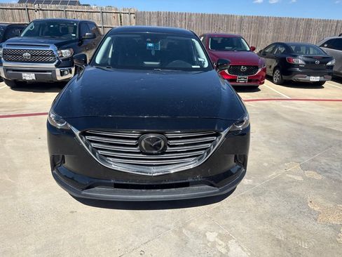 Used 2018 MAZDA CX-9 Touring w/ Touring Premium Package FWD image 2