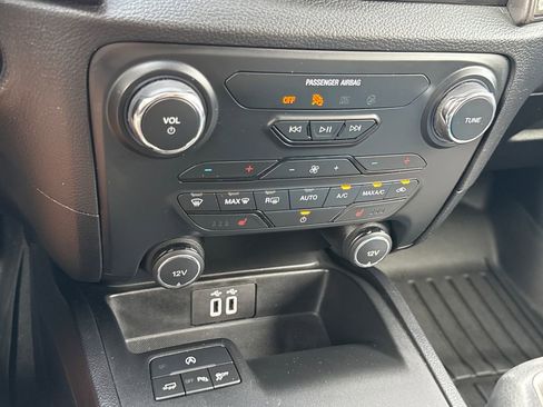 Certified 2019 Ford Ranger Lariat w/ Equipment Group 501A Mid image 22