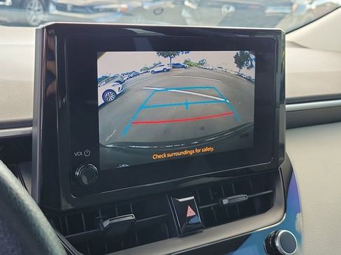 Used 2023 Toyota Corolla LE image 27