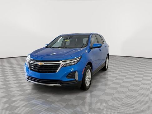 Certified 2024 Chevrolet Equinox LT w/ LPO, Floor Liner Package FWD image 5