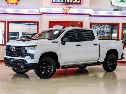 Used 2024 Chevrolet Silverado 1500 LT Trail Boss w/ Protection Package image 2