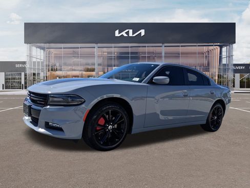 Used 2021 Dodge Charger SXT w/ Cold Weather Package image 6