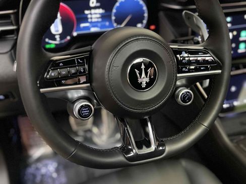 Used 2023 Maserati Grecale Modena AWD/4WD image 30