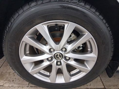 Used 2019 MAZDA MAZDA3 Sedan FWD image 12