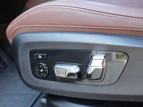 Used 2024 BMW X5 sDrive40i w/ Premium Package RWD image 26