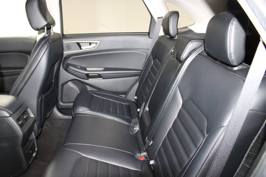 Used 2024 Ford Edge SEL AWD/4WD image 18