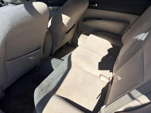Used 2007 Toyota Prius FWD image 12