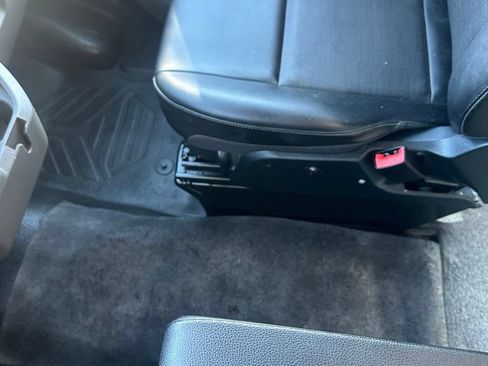 Used 2023 Ford E-Transit Medium Roof RWD image 20