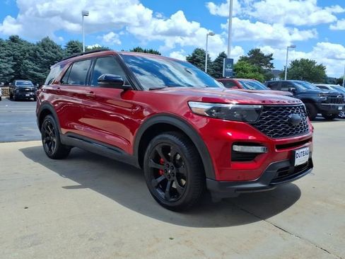 Used 2023 Ford Explorer ST w/ Equipment Group 401A AWD/4WD image 3