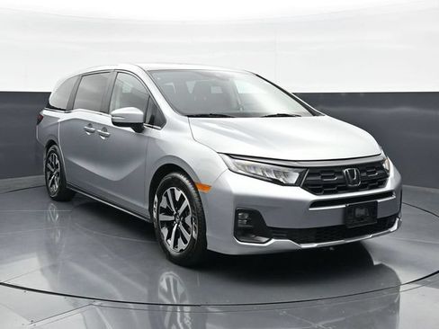 Used 2025 Honda Odyssey EX-L image 4