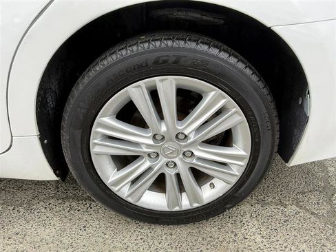 Used 2015 Lexus ES 350 w/ Premium Package image 17