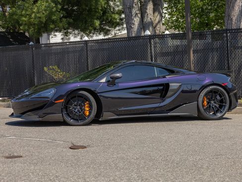 Used 2019 McLaren 600LT RWD image 11