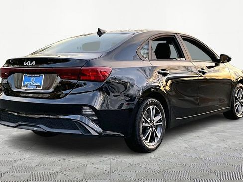 Used 2023 Kia Forte LXS image 6