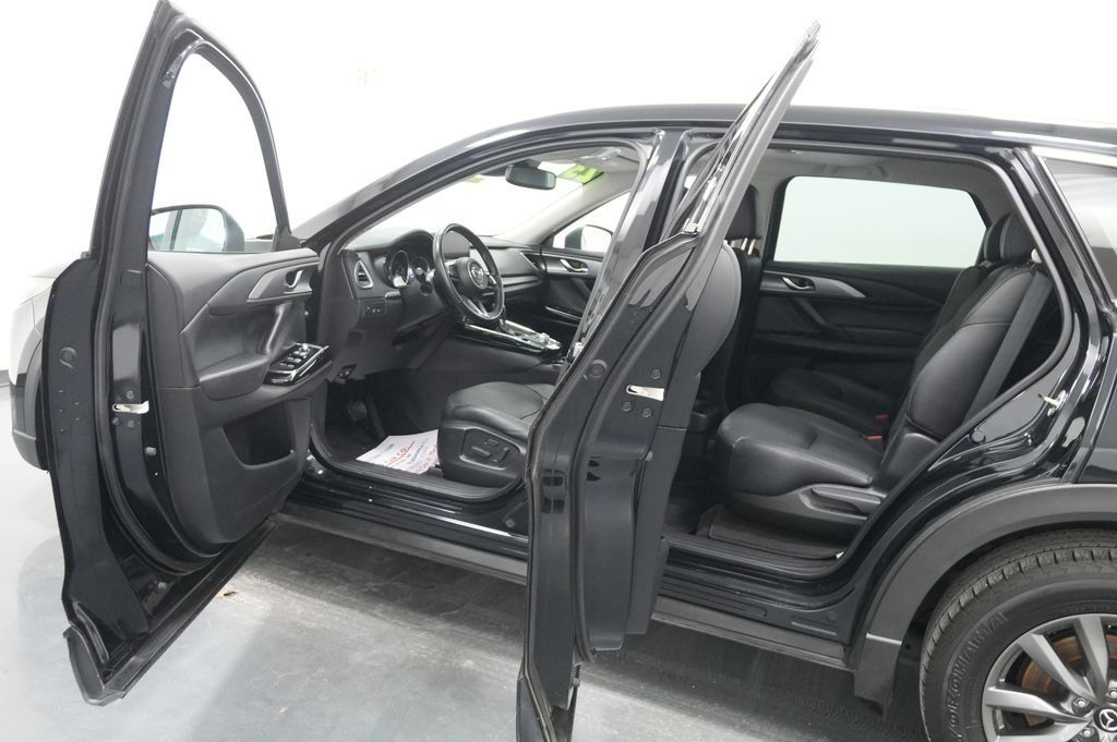 Used 2023 MAZDA CX-9 Touring AWD/4WD image 22