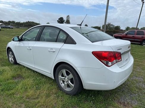 Used 2011 Chevrolet Cruze LT image 4