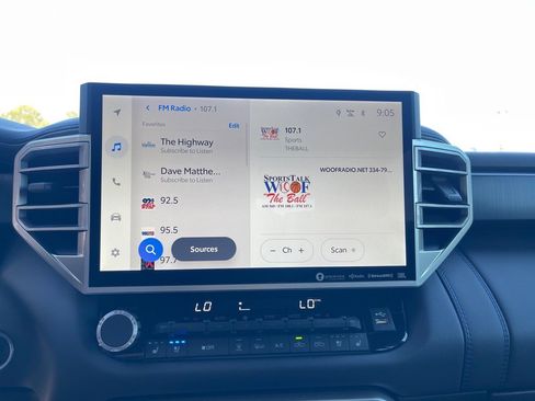 Used 2024 Toyota Tundra Platinum image 5