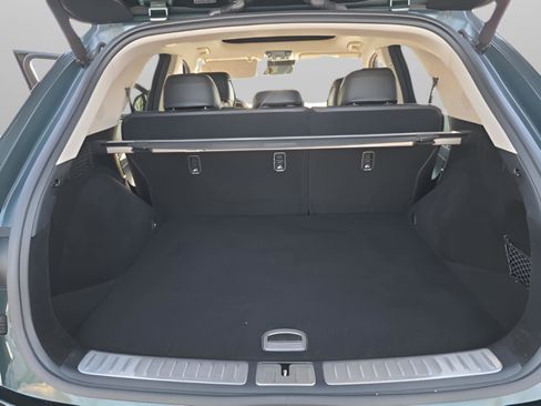 Used 2022 Genesis GV70 2.5T w/ Advanced Package image 28