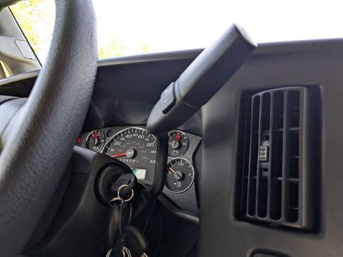 New 2025 Chevrolet Express 2500 Work Van w/ Driver Convenience Package image 22