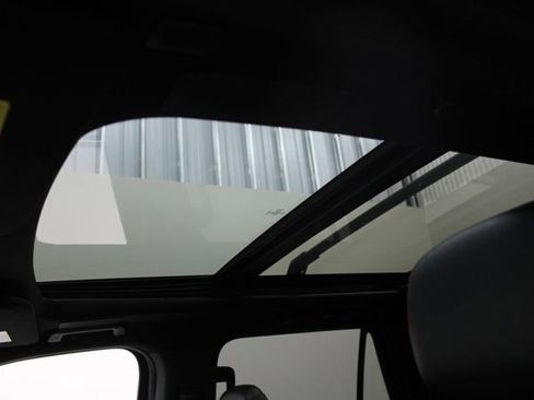 Certified 2023 Ford Expedition Limited image 5