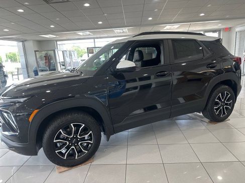 New 2025 Chevrolet TrailBlazer ACTIV w/ Convenience Package image 3