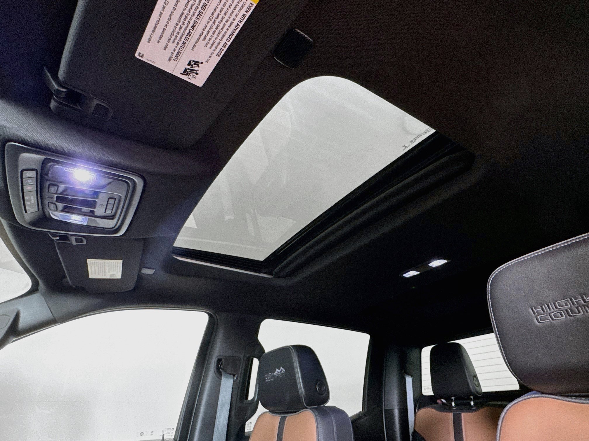 Used 2022 Chevrolet Silverado 1500 High Country w/ LPO, Dark Essentials Package AWD/4WD image 21