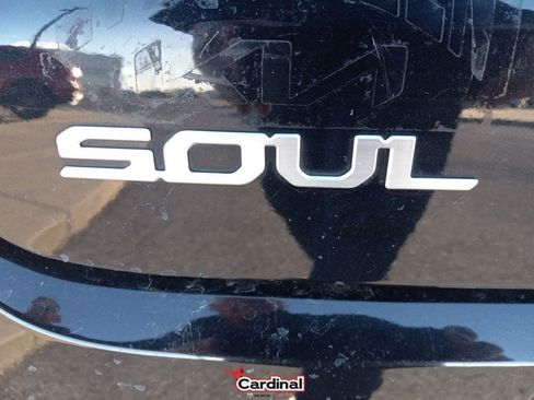 Used 2024 Kia Soul EX image 7