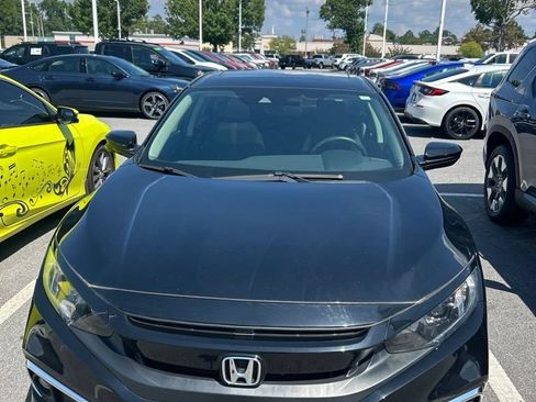 Used 2021 Honda Civic EX image 2