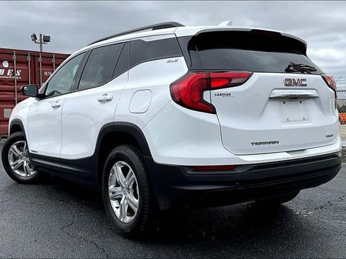 Used 2018 GMC Terrain SLE w/ Driver Convenience Package AWD/4WD image 3