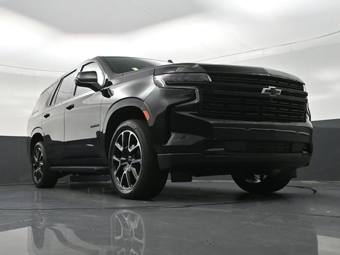 Used 2024 Chevrolet Tahoe RST w/ Luxury Package RWD image 32