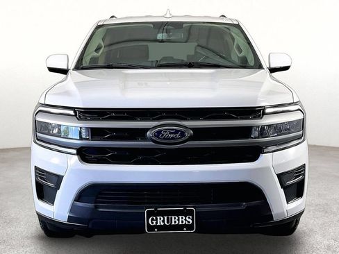 Used 2024 Ford Expedition XLT RWD image 5