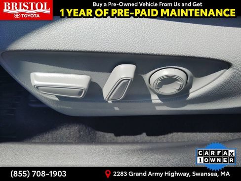 Used 2022 Toyota Highlander XLE AWD/4WD image 22