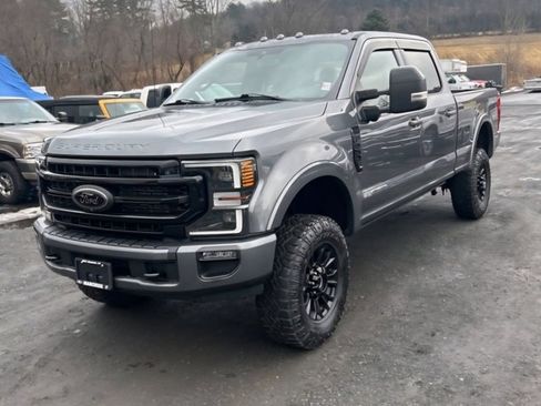 Used 2022 Ford F350 Lariat w/ Tremor Off-Road Package image 8