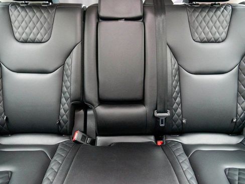 Used 2024 Ford Edge Titanium AWD/4WD image 25