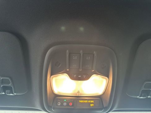 Used 2024 GMC Canyon AT4X image 25