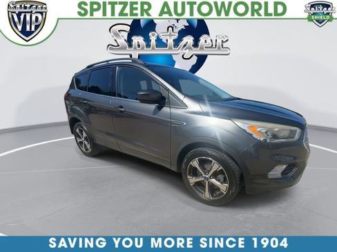 Used 2018 Ford Escape SEL w/ Ford Safe & Smart Package AWD/4WD image 2