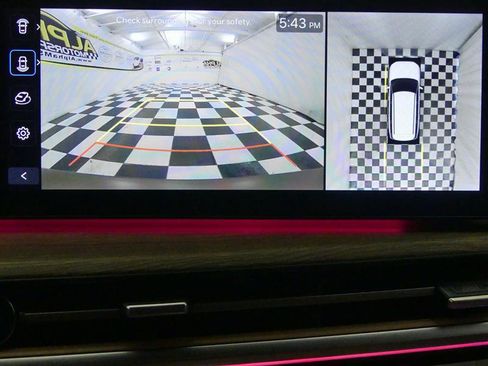 Used 2024 Hyundai Santa Fe Limited image 12