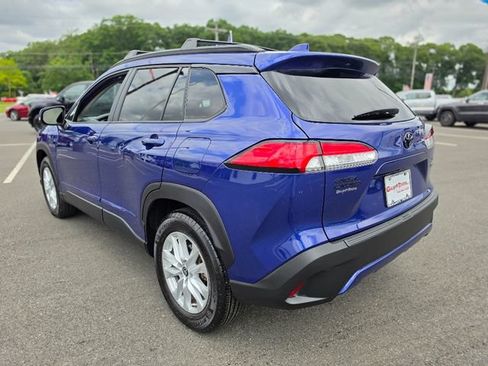 Used 2024 Toyota Corolla Cross LE w/ Moonroof Package AWD/4WD image 5