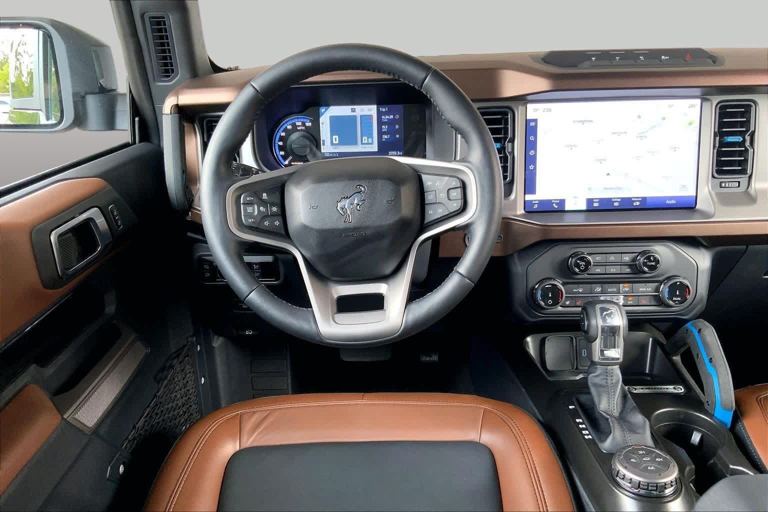 Used 2022 Ford Bronco Outer Banks w/ Sasquatch Package AWD/4WD image 6