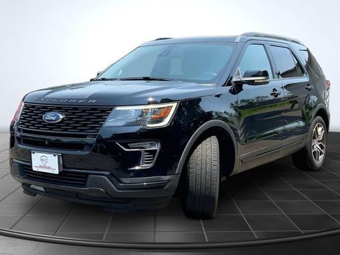 Used 2018 Ford Explorer Sport w/ Equipment Group 401A AWD/4WD image 4