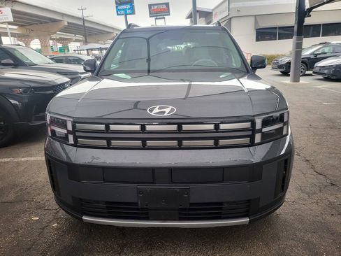 Used 2025 Hyundai Santa Fe SEL image 2