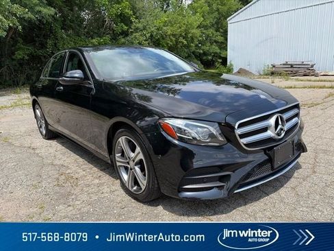 Used 2017 Mercedes-Benz E 300 4MATIC image 6