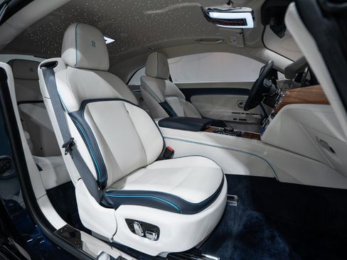 Used 2024 Rolls-Royce Spectre w/ Spectre Launch Package image 34