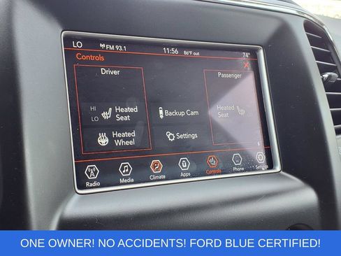 Used 2019 Jeep Grand Cherokee Laredo AWD/4WD image 5