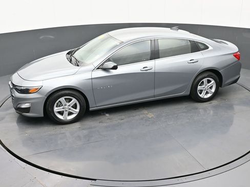 Used 2024 Chevrolet Malibu LS image 33